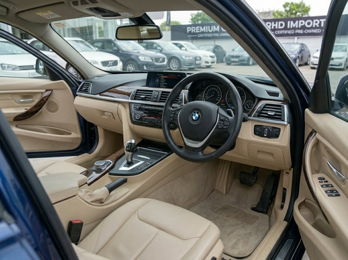 
								BMW 320d Blue 2015 full									