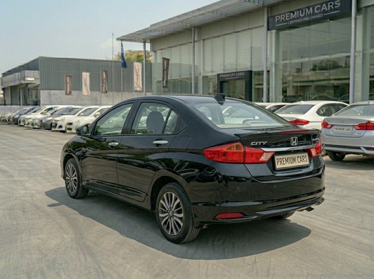 
								Honda City Brown 2017 full									