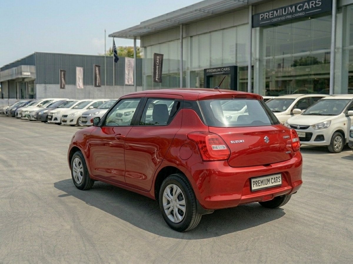 
								Maruti Swift Red 2020 full									