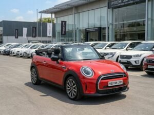 Mini Cooper Convertible Red 2022