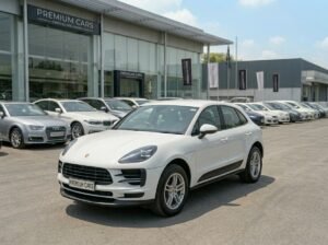 Porche Macan White 2022
